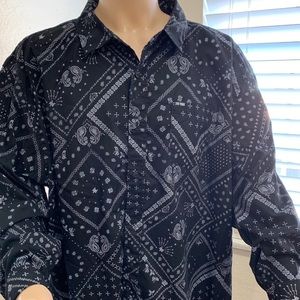 Zoo York Mens Black Button down shirt